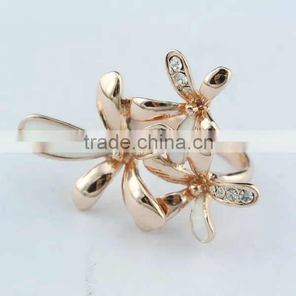 18k Engagement Gold Ring photo-3