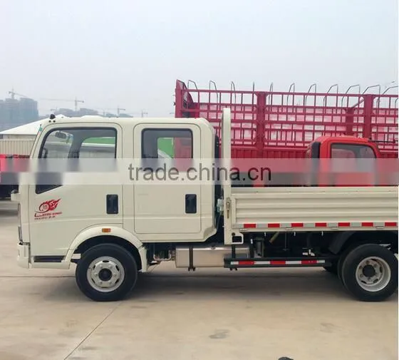 Sinotruk HOWO 4*2 Double Row Light Cargo Truck Lorry Truck photo-3