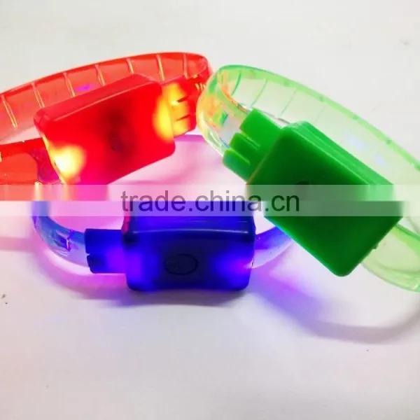 Promotion PVC Plastic LED Light up Flashing Bracelet photo-3