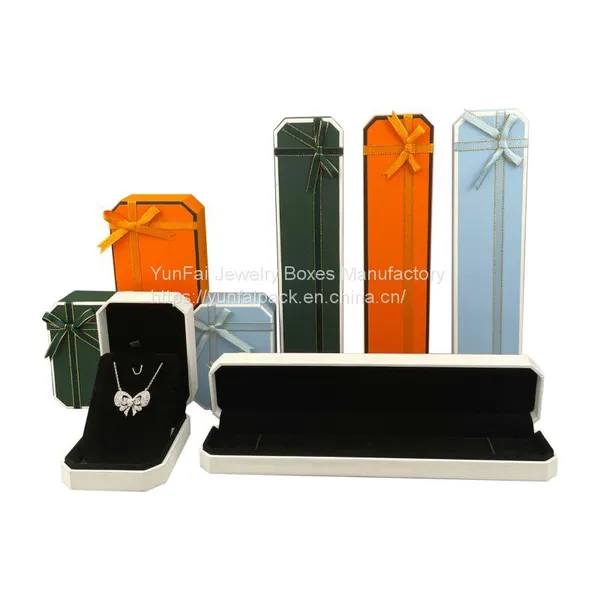 OCTAGONAL FLOWER LEATHER JEWELRY BOX photo-4