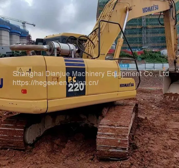 Cheap and Fine Used Komatsu PC220 Excavators for Sale photo-2
