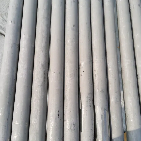 Factory Price ASTM AISI Welded Seamless Alloy/Precision ERW/Black/Oiled/Round/Square 201 304 316 316L 409 436 439 Stainless Steel Tube/Pipe photo-3