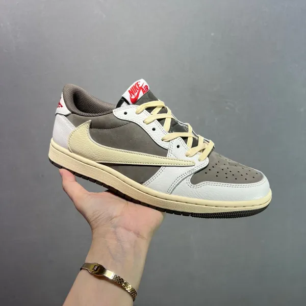 AJ1 Travis Scott x Air Jordan 1 Reverse Mocha Lightning Hook Low-top Cultural Basketball Shoes photo-4