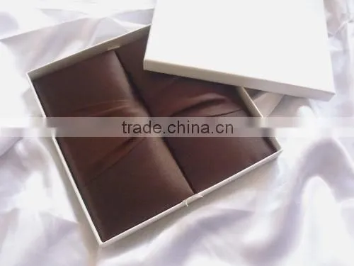 Dupoini Silk Wedding Invitation Box photo-2