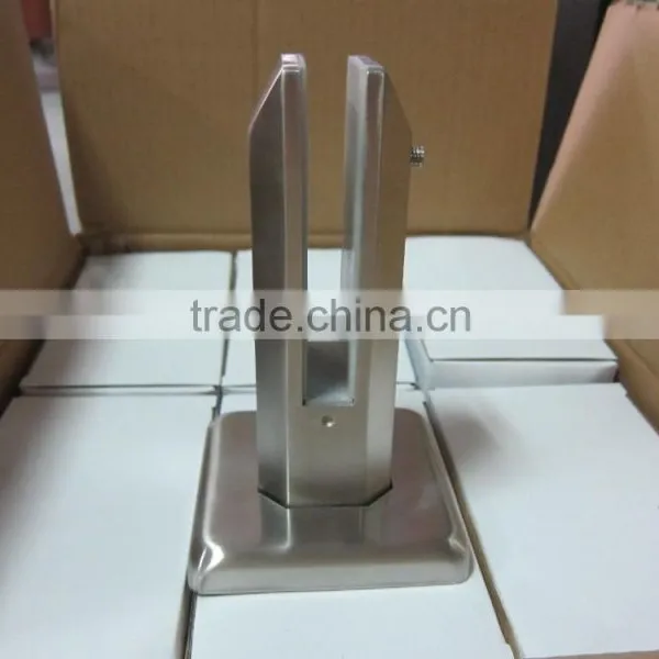 SS316/SS304 Square Base Plate Spigot for Stair Case/balcony Glass Fool Fencing photo-4