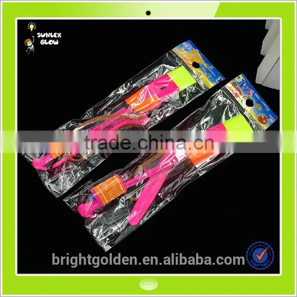 Factory Low Price YIWU Led Slingshot Flying Helicopter