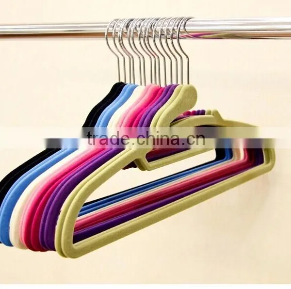 Colored Plastic Velvet Clothes Hanger photo-3