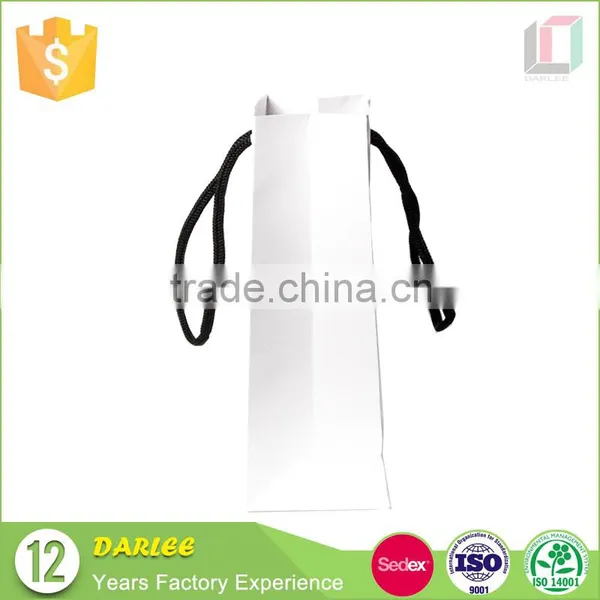 Newest Design Shopping Bag Offset Printing Decorative Elegant White Paper Bag With Logo Print photo-5