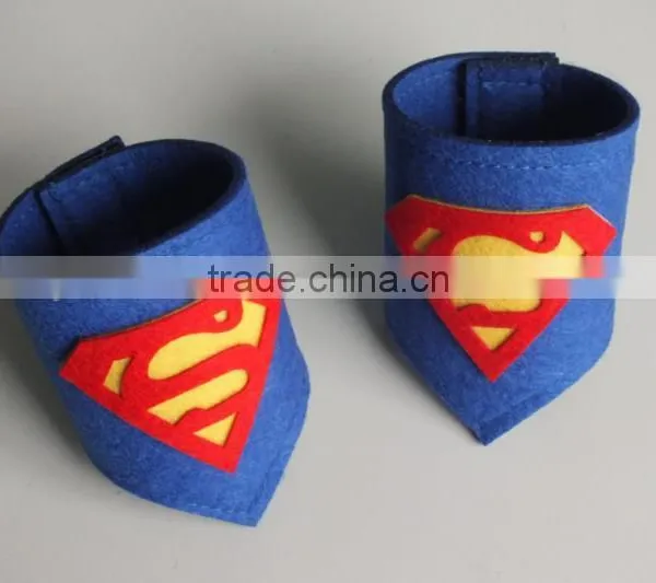 Holloween Superhero Costume Super Hero Cape and Wristband Dress up for Kids photo-5