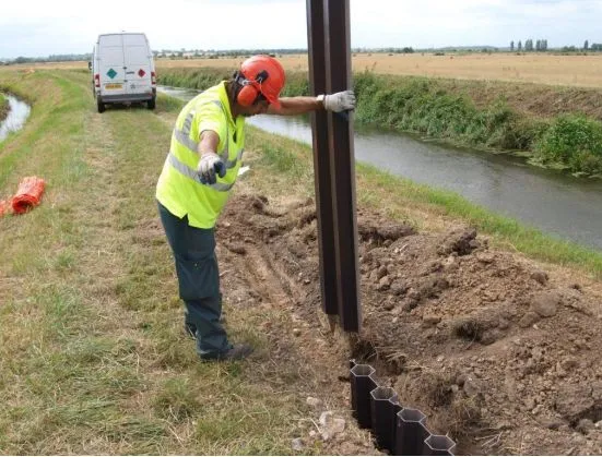 Multilock Sheet Pile Cut-off System Flood Control Embankment Seawall Erosion Retaining Wall photo-3