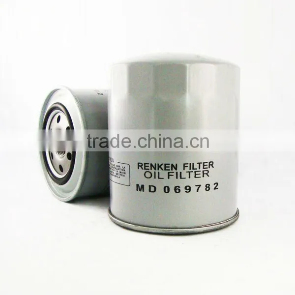 MD069782 Filter .Renken MD069782 Oil Filter Use for DELICA Bus .LANCER Engine photo-2