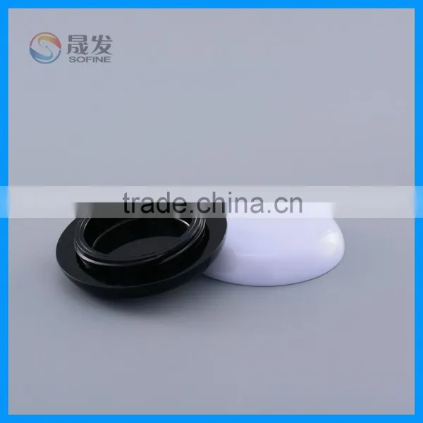 Empty Screw Cap Compact Powder Case photo-2