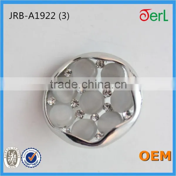 Wholesale Cheap Crystal Button for Headboard photo-3