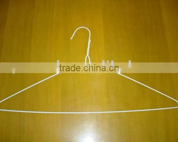 Powder Coated Wire Hanger for Simply Laundry
