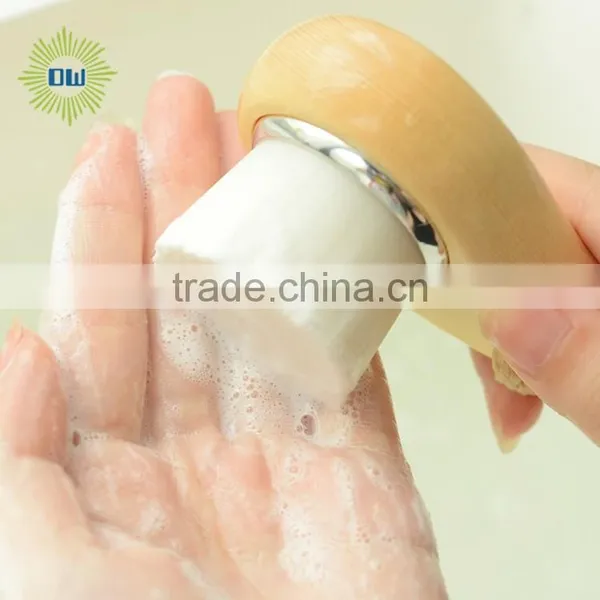 Facial Cleansing Brush Wooden Handle photo-4