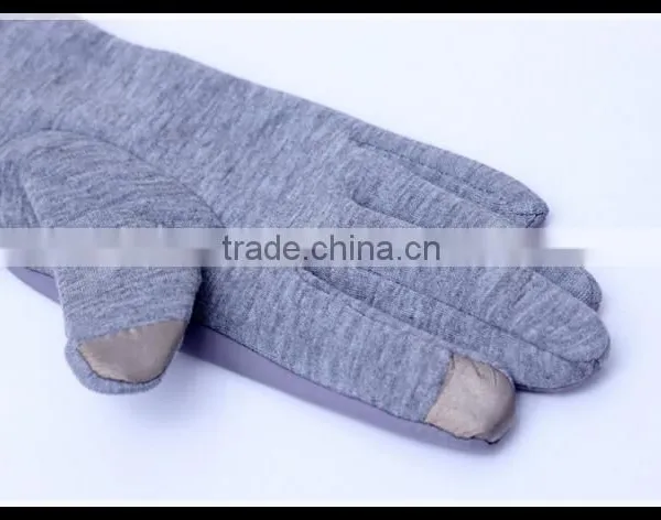 Ladies Grey Feather Cloth Touch Finger Hand Gloves photo-3