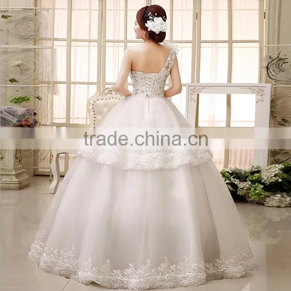Wholesale Flowers High Low Lace Layer Sweet Wedding Dress Tie Back Drilling Single Shoulder Wedding Dress photo-4