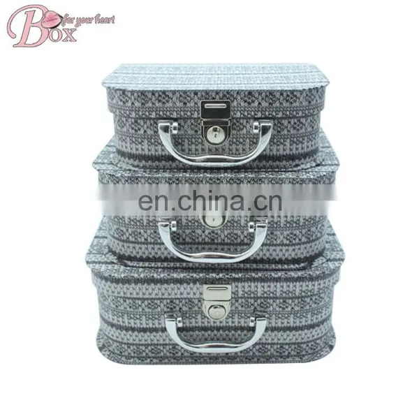 Small Paper Cardboard Suitcase Gift Box With Handle photo-4