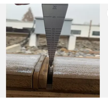 Rail gap ruler Rail feeler for railway gap measurement