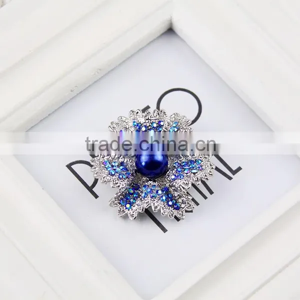 Luxury Blue Flower Brooch Crystal Pearl Rhinestone Brooch photo-2