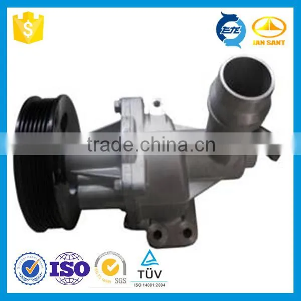Factory Direct Supply Autocar Spare Parts Water Pump 24101476 Made in China