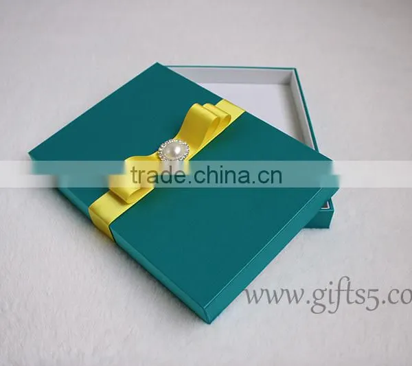 Handmade Wedding Invitations Gift Box With Ribbon photo-3