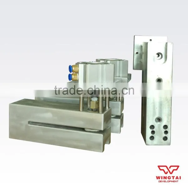 Automatic Plastic Bag Pneumatic Hole Puncher photo-4
