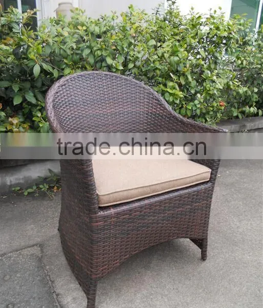 White Color Rattan Chair photo-2