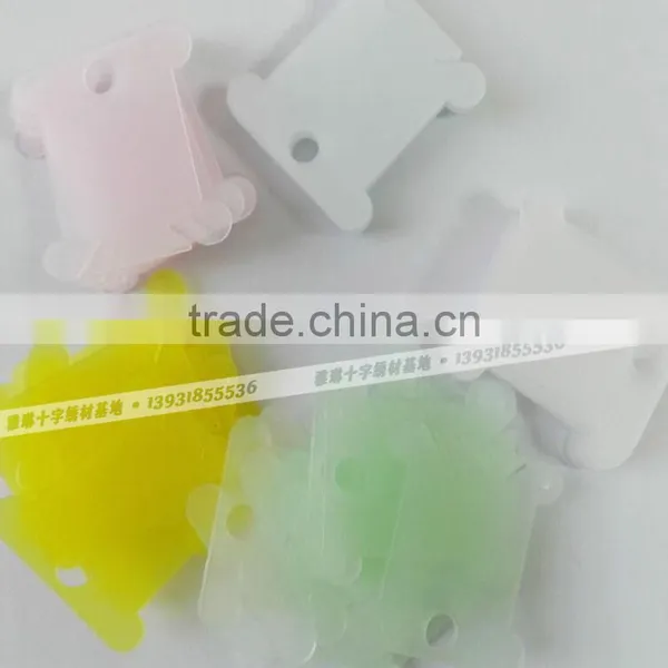 Plastic Card Embroidery Tools Plastic Floss Bobbins Threading Board for Cross Stitch photo-4