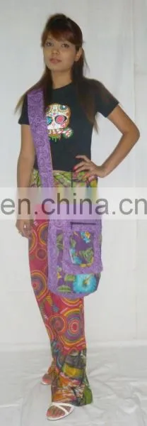 Ladies Reversible Canvas Printed Women's Hangbags photo-3