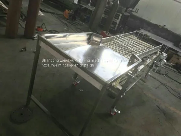 Cherry tomato sorting machine