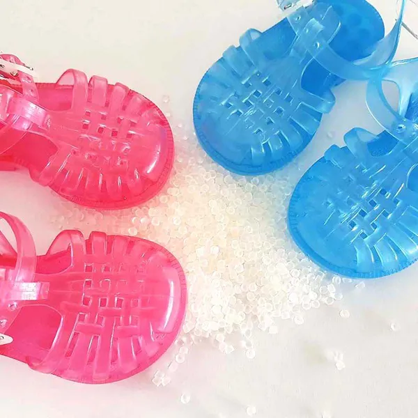 TRANSPARENT PVC COMPOUND GRANULES FOR SANDALS photo-4
