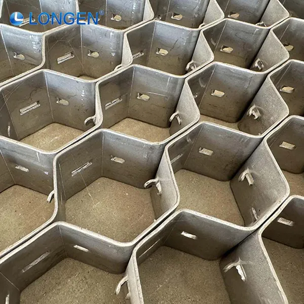 Q345B Low Alloy Steel Hexagonal Mesh High Tensile Strength Crimp Hexsteel Tortoise Shell Cost Effective for General Furnace photo-4