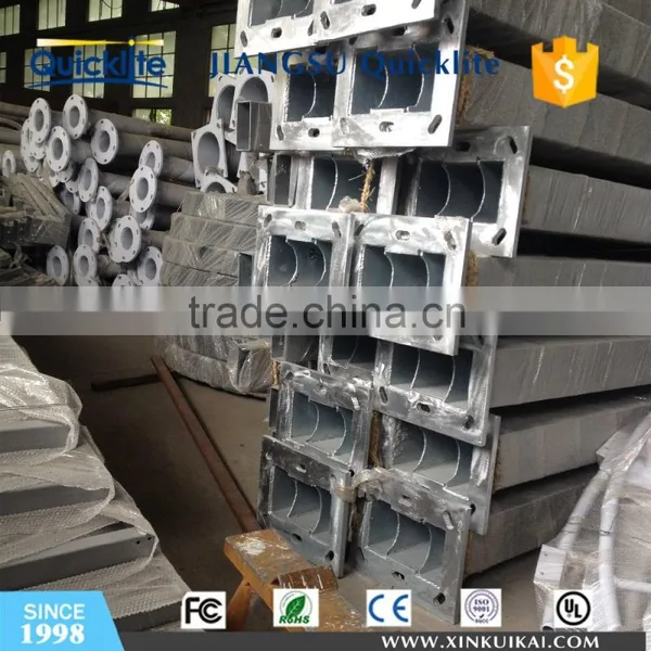 High Quality Steel Pole Street Light Pole Galvanized Lamp Pole photo-5