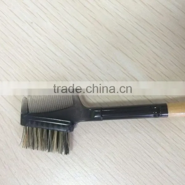 Professional Eye Makeup Brush With Plastic Comb