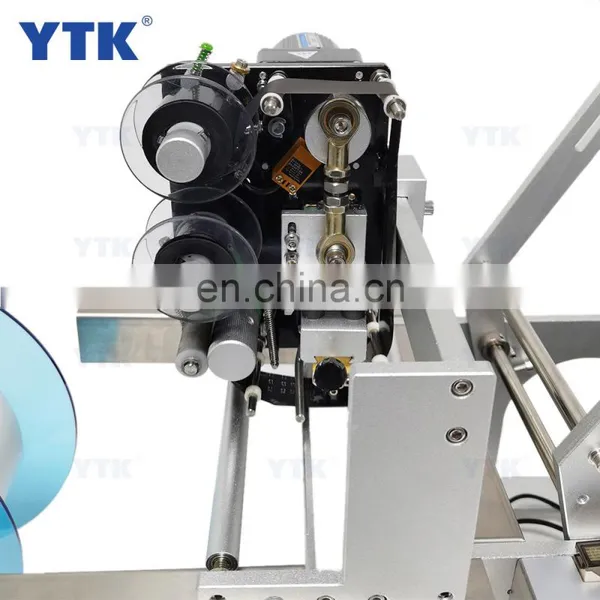 Semi Automatic Tabletop Date Printing Labeling Machine For Round Bottles photo-3