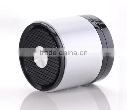 Private Tooling Aluminum Bluetooth Microphone Speaker photo-3