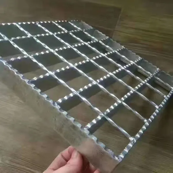 Anti-slip Perforated Mesh Pattern Plate, With Alligator Mouth Holes, Suitable for Pedestrian Walkways, Cutting and Bending Services Available photo-5