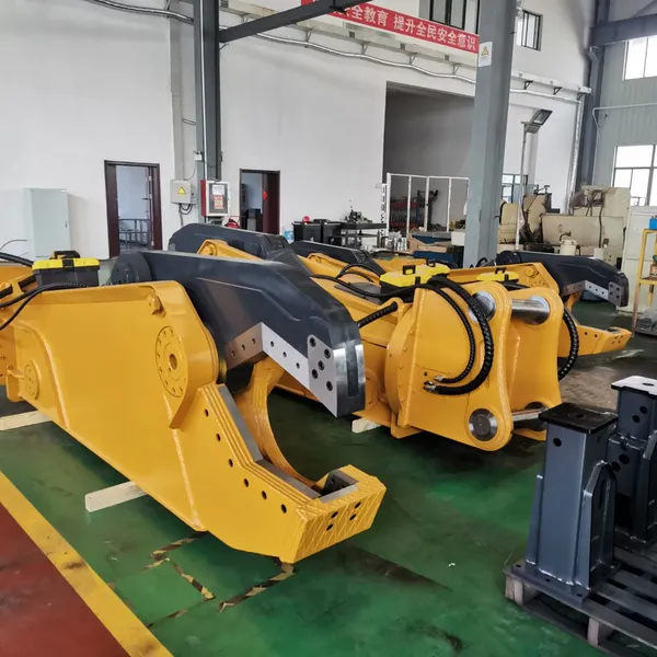 Hydraulic Eagle Shear With 360° Rotation High Precision Steel Beam Cutting photo-2