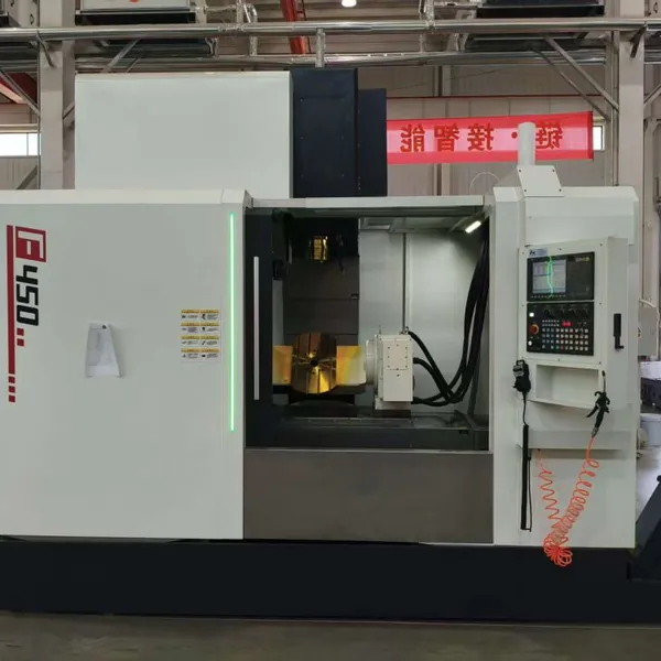 máquina-ferramenta CNC