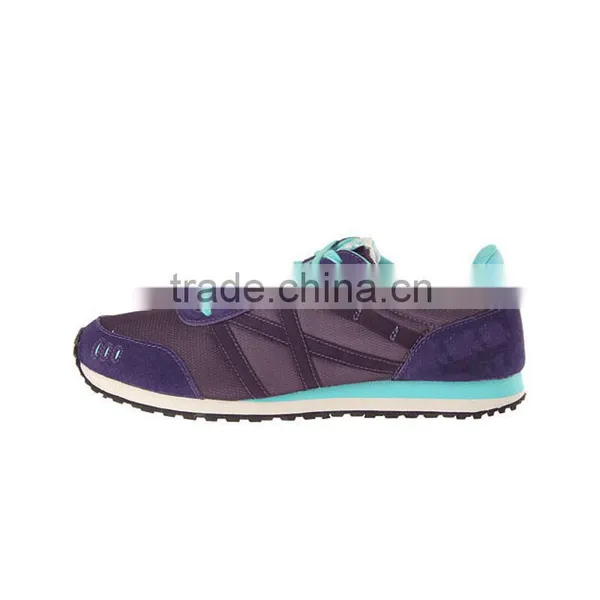 Classic Sports Shoes With Mesh Upper EVA Rubber Sole Light Weight for Wholesale photo-4