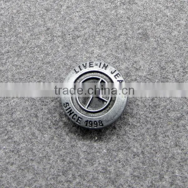 Engraving Buttons For Garment photo-2