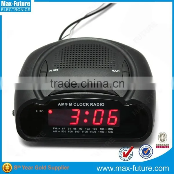 0.6'' Red LED Digital Alarm Clock With Portable AM/FM Radio photo-3