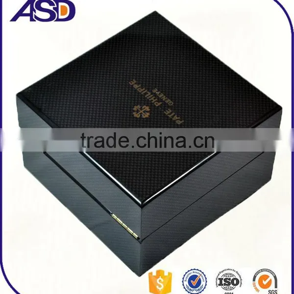 Custom Logo Printed Gray Plaid Top Quality Wood & PU Watch Box photo-4