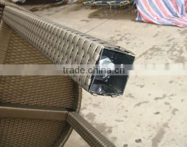 Outdoor Rattan Acrylic Table photo-4