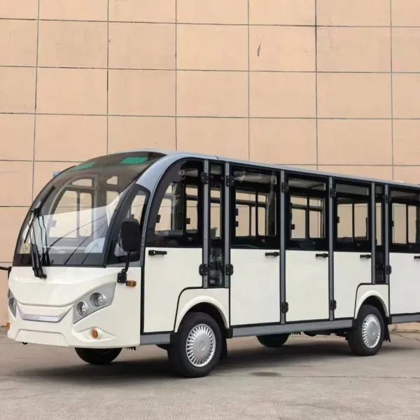 Dear Customer, we Sincerely Recommend to You a 17-seater Electric Sightseeing Bus With Doors. the Fully Enclosed Model Offers Options of Full Glass Doors and Half Glass Doors, Providing Considerate Services for Customers Visiting in Winter.