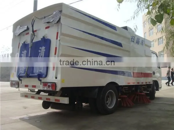Euro 4 Dongfeng 4x2 Diesel 95hp New Small Street Sweeper photo-6
