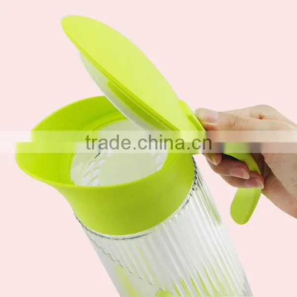 Plastic Water Filter Cooler Jug With Ice Tube of 2000ml photo-4