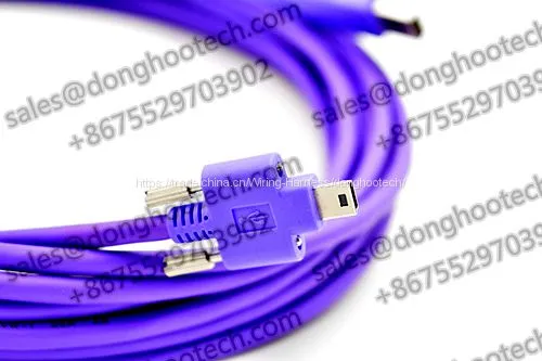 USB 2.0-кабель для передачи данных с винтовым замком M2 для системы тяговой цепи