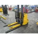 Adjustable Fork Lift Stacker Warehouse Lift Equipment , Load Distance 440mm